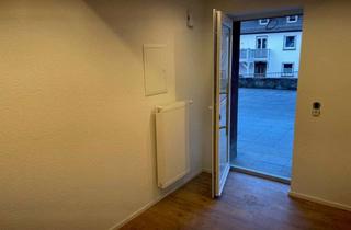 Wohnung mieten in 54550 Daun, Großzügige, sanierte Wohnung in zentraler aber ruhiger Lage von Daun-Stadt für Singles oder Paare