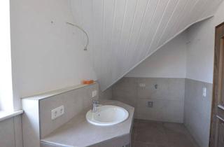 Wohnung mieten in 76707 Hambrücken, Renovierte 3 - Z.-Whg. zzgl. Küche + Bad, mit Loggia