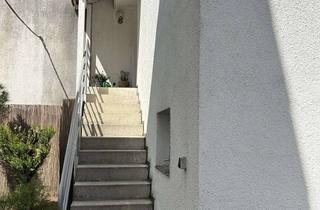 Wohnung mieten in 69469 Weinheim, Mieterin für separates Gebäude 1ZKB/Balkon/Garage/Hofmitben. gesucht