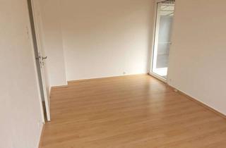 Wohnung mieten in 37640 Golmbach, Großzügige 128 m² Wohnung im 1. Obergeschoss mit Balkon, 2 Bädern & Kellerraum