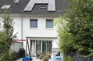 Reihenhaus kaufen in 45527 Hattingen, Einziehen, ankommen, wohlfühlen: Stilvolles Reihenhaus mit Terrasse, Garage und Energiekomfort