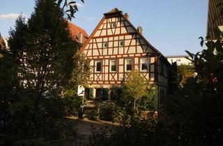 Haus kaufen in 74229 Oedheim, Endlich Platz für alle im großen Fachwerkhaus!