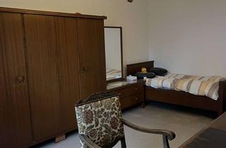 Immobilie mieten in Gutenbergstraße 10, 61169 Friedberg, Großes möbliertes 18-qm-Zimmer – Warmmiete inkl. Strom & Internet – stadtnah in Friedberg