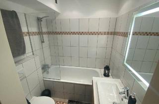 Wohnung kaufen in 40476 Düsseldorf, Düsseldorf - 2-Zi-WE,Balkon,Aufzug,TG,EBK, provisionsfrei