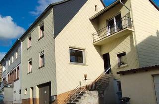Einfamilienhaus kaufen in 66851 Queidersbach, Queidersbach - geräumiges Einfamilienhaus mit Garten