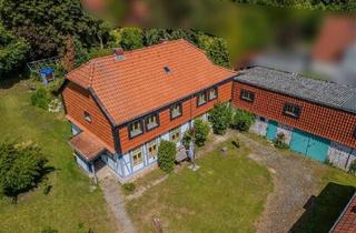 Einfamilienhaus kaufen in 38173 Sickte, Sickte - 180m² Fachwerkhaus, 1663m² Grundstück, 8 Zimmer + Ausbaureserve