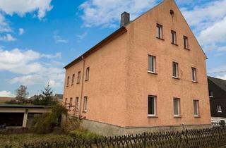 Einfamilienhaus kaufen in 04736 Waldheim, Waldheim - Freistehendes Haus mit Garagen, Einfahrt und Garten in Waldheim