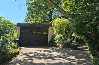 Haus kaufen in 91054 Buckenhof, Buckenhof - Grünes Refugium am Erlanger Burgberg mit doppelter Zufahrt