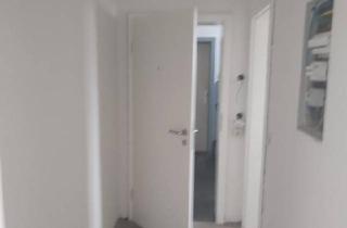 Wohnung kaufen in 45359 Essen, Essen - Kapitalanlage in Essen - Zwei vollständig sanierte Wohnungen