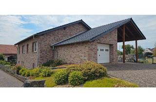 Einfamilienhaus kaufen in 36284 Hohenroda, Hohenroda - Einfamilienhaus - ländlich, ruhig, geräumig mit Garten und Garage