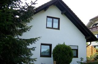 Einfamilienhaus kaufen in 34613 Schwalmstadt, Schwalmstadt - Einfamilienhaus mit Einliegerwohnung u. Doppelgarage EFH