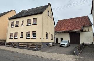 Haus kaufen in 55619 Hennweiler, Hennweiler - Residential building with outbuilding