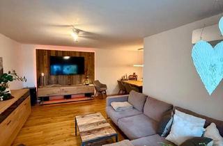 Wohnung kaufen in 86167 Augsburg, Augsburg - Top-sanierte 3-Zimmer-Wohnung mit Balkon, Klimaanlage & Aufzug -