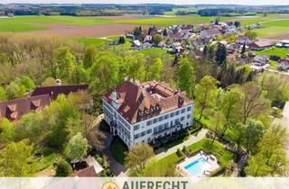 Wohnung kaufen in 82281 Egenhofen, °WOHNEN IM SCHLOSS° Stilvolle 3-Zi.-Wohnung mit Weitblick und Stellplatz