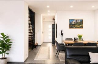 Wohnung kaufen in 74889 Sinsheim, Modernisierte Maisonettewohnung mit Balkon & Stellplatz in zentralem Mischgebiet von Sinsheim