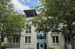 Wohnung kaufen in Port-Talbot-Straße 21, 74081 Sontheim, Großzügige 2-Zimmer-Wohnung mit Dachbalkon und Tiefgarage