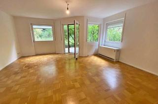 Wohnung kaufen in 72072 Tübingen, Frisch renovierte 2,5-Zimmer mit Terrasse und Garagenstellplatz direkt an der Steinlach