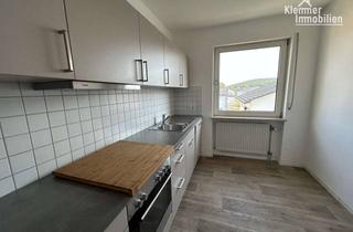 Wohnung kaufen in 97828 Marktheidenfeld, Modernisierte Dachgeschosswohnung mit Balkon in attraktiver Lage von Marktheidenfeld