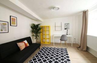 Wohnung mieten in Alter Steinweg 45, 37269 Eschwege, Stilvolle 2,5-Zimmer-Wohnung im Altbau - möbliert & gemütlich