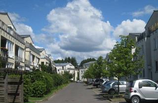 Wohnung mieten in Leobschützer Str. 46, 13125 Karow, 2-Zimmer-Wohnung mit EBK, Wannenbad & Balkon in Karow... WOHNEN IM GRÜNEN!