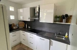 Wohnung mieten in An Der Holter Heide 62, 41069 Holt, Renovierte 4 Zimmer Wohnung inkl. Balkon & Kellerabteil - ca 85qm