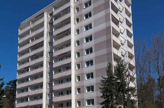 Wohnung mieten in Am Stadion 59, 07629 Hermsdorf, Frisch Sanierte 2-Raum Wohnung mit Balkon & Fahrstuhl im Haus!