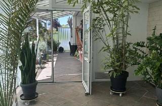 Wohnung mieten in 40227 Oberbilk, 3,5 Zi.-Garten-Terrassenwohnung, Wohnkü. mit EBK, Wintergarten, Privatgarten