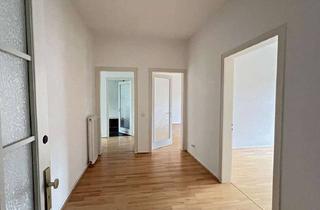 Wohnung mieten in 45130 Rüttenscheid, Charmante Altbau-Perle! Helle 2½-R.-Dachgeschoss-Wohnung OHNE BALKON In Rüttenscheid