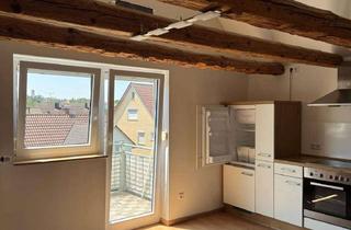 Wohnung mieten in Engelgasse, 88422 Bad Buchau, Zwei Zimmer in Bad Buchau: Helle Dachgeschosswohnung mit Balkon