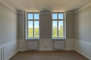 Wohnung mieten in Mainstraße 129, 63065 Offenbach, Erstbezug nach Renovierung – attraktive 3-Zimmer-Altbauwohnung mit EBK & Mainblick