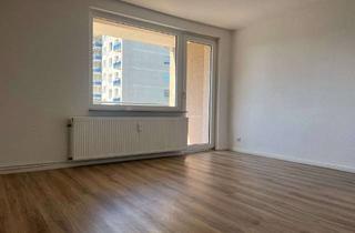 Wohnung mieten in Kieselgrund, 38226 Lebenstedt, Moderne 3- Zimmerwohnung mit Balkon und Stellplatz unweit des Salzgittersees!