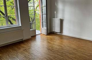Wohnung mieten in Graf-Von-Schwerin-Straße, 14469 Nauener Vorstadt, Stilvolle Altbauwohnung im Denkmal mit Balkon, Einbauküche und Fahrstuhl