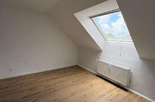 Wohnung mieten in Wilhelm-Tell-Straße, 46047 Marienkirche, Renovierte 3,5 Zimmer Dachgeschoss Wohnung