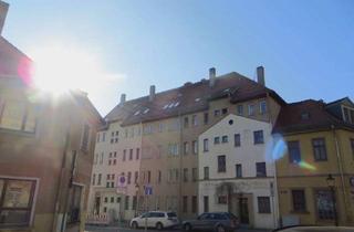 Wohnung mieten in Reußenplatz, 06618 Naumburg, Wohnen im Zentrum in einer kleiner 2-Raum Wohnung mit Badewanne im Reußenplatz 1 Naumburg (Saale)