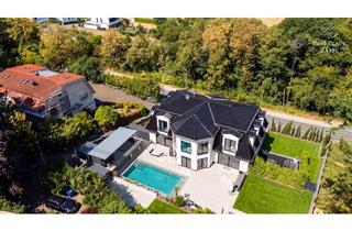 Villa kaufen in 61462 Königstein, Königstein am Waldrand – Neuwertige Villa mit privatem Spa, Pool und modernster Gebäudetechnik
