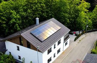 Haus kaufen in 83308 Trostberg, 2-Familienhaus in bester Lage / komplett saniert / ohne Maklerprovision / als Kapitalanlage o. Selbs