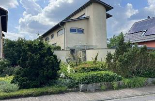 Einfamilienhaus kaufen in 68623 Lampertheim, Einfamilienhaus mit parkähnlichem Grundstück