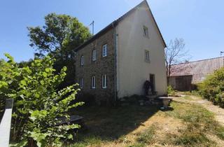 Einfamilienhaus kaufen in 53489 Sinzig, 10.000qm Grundstück - Alleinlage - Einfamilienhaus mit großer Scheune - renovierungsbedürftig