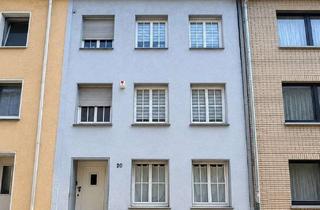 Haus kaufen in Wilhelmstraße 20, 41061 Mönchengladbach, Wohnen in bester A-Lage – Zweifamilienreihenmittelhaus mit Potenzial