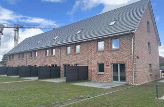 Haus mieten in Haapsalustraße 2A, 24768 Rendsburg, Neubau-Reihenmittelhaus mit 4 Zimmern
