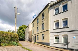 Anlageobjekt in 45276 Steele, Renovierungsbedürftiges Altbau-Mehrfamilienhaus in ruhiger Lage von Essen-Steele