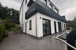 Immobilie mieten in Kobenhüttenweg 15, 66123 Saarbrücken, Schöne 2 Zimmer Wohnungen in Rotenbühl