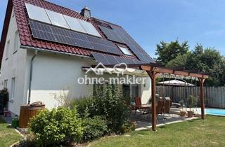 Einfamilienhaus kaufen in 01471 Radeburg, Modernes Einfamilienhaus mit Pool und Keller mit separatem Zugang