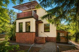 Einfamilienhaus kaufen in 13467 Berlin, Einfamilienhaus mit Garten-Oase in Berlin-Hermsdorf | Keller, Doppelgarage und viel Platz für die ganze Familie