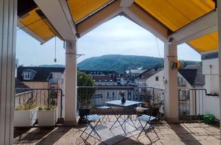 Wohnung kaufen in 55543 Bad Kreuznach, Einzelstück im Kurgebiet - Exklusive DG-Wohnung mit 25 m² Dachterrasse, Sauna & Weitblick