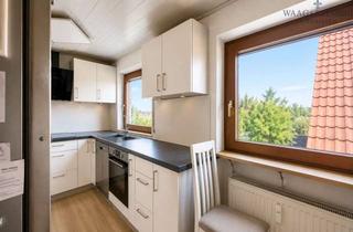 Wohnung kaufen in 93057 Konradsiedlung-Wutzlhofen, Kapitalanlage mit Potenzial – 2-Zimmer-Dachgeschosswohnung mit Garage!