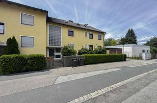 Mehrfamilienhaus kaufen in 90518 Altdorf, Mehrfamilienhaus mit drei vermieteten Einheiten – Solide Kapitalanlage mit Entwicklungspotenzial