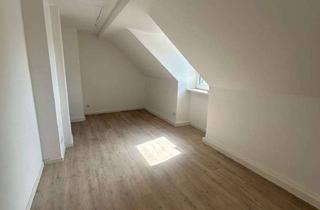 Wohnung mieten in Uhlandstraße, 44791 Grumme, Charmante Dachgeschosswohnung mit Wohlfühl-Bad – ideal für Azubis & Studierende in Bochum-Grumme