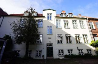 Wohnung mieten in An Der Marienkirche 24, 24768 Rendsburg, Geräumige und ordentliche 1-Zimmer-Wohnung in der Innenstadt von Rendsburg!