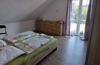 Wohnung mieten in Tarper Straße, 24963 Jerrishoe, moderne 3-Zimmer-Dachgeschosswohnung in Jerrishoe